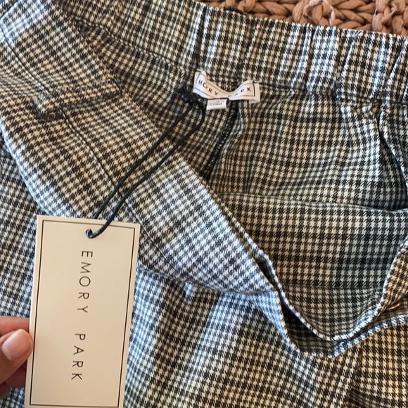 Plaid skort - Picture 3 of 3